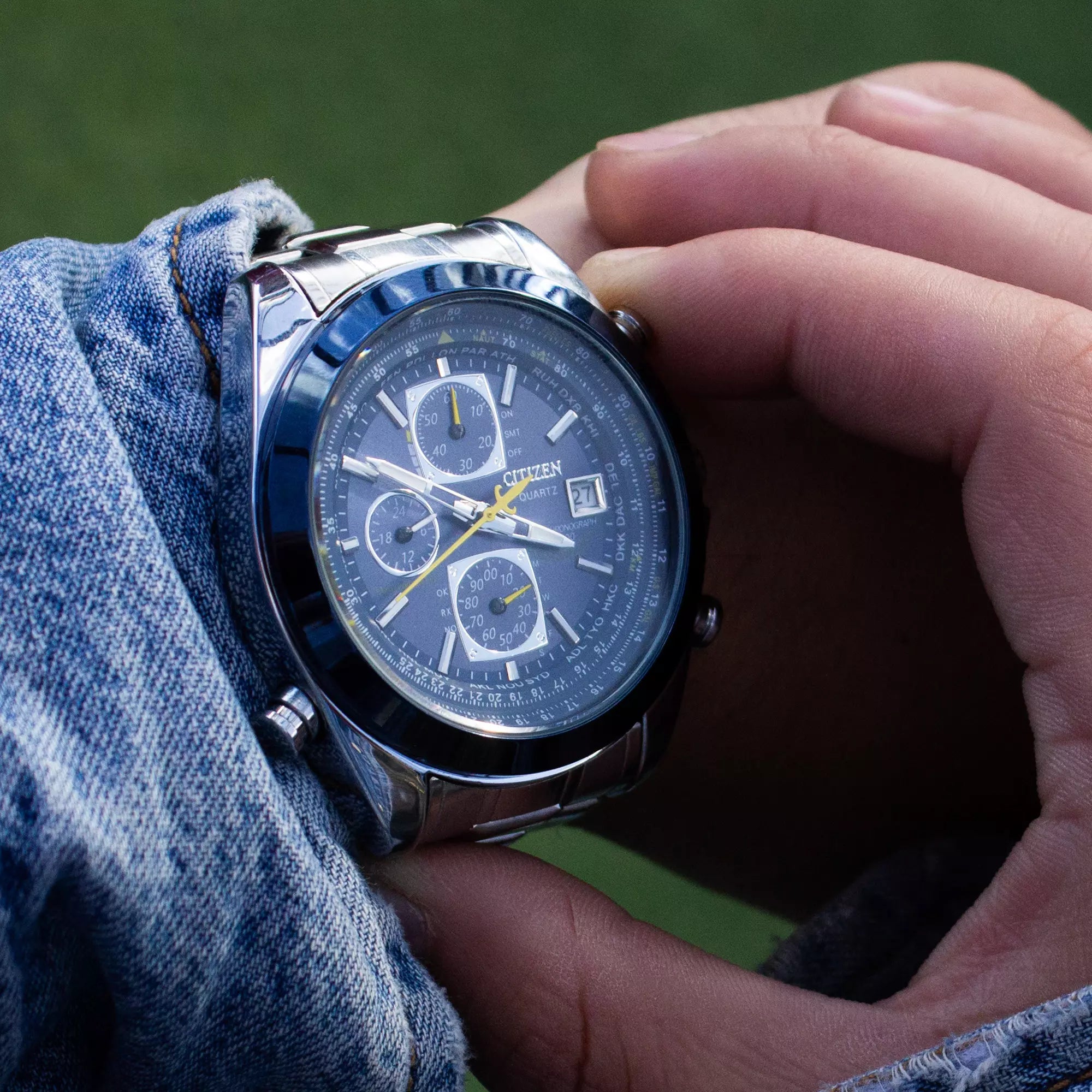 Reloj Citizen Quartz Word